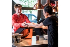 Image Receiving takeaway food.